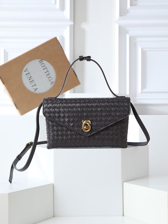 Bottega Veneta Knot Lock Woven Bag 817191
