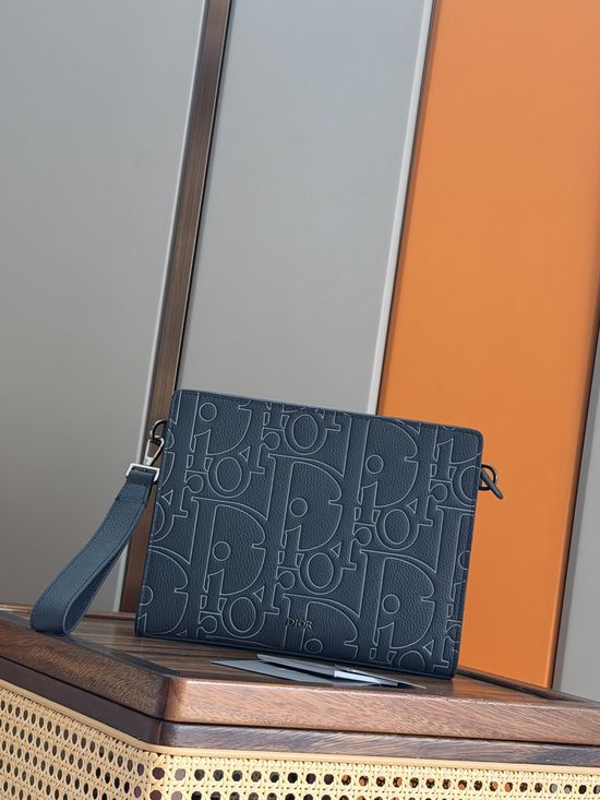 Christian Dior Oblique Clutch 2ESCA483YKY_H03E