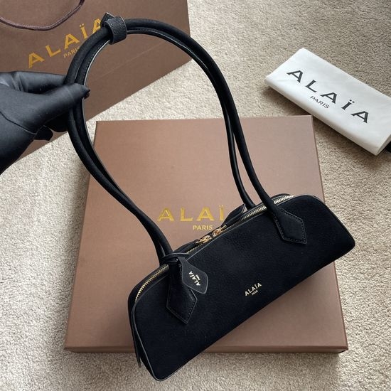 Alaia Le Teckel Shoulder Bag 115486