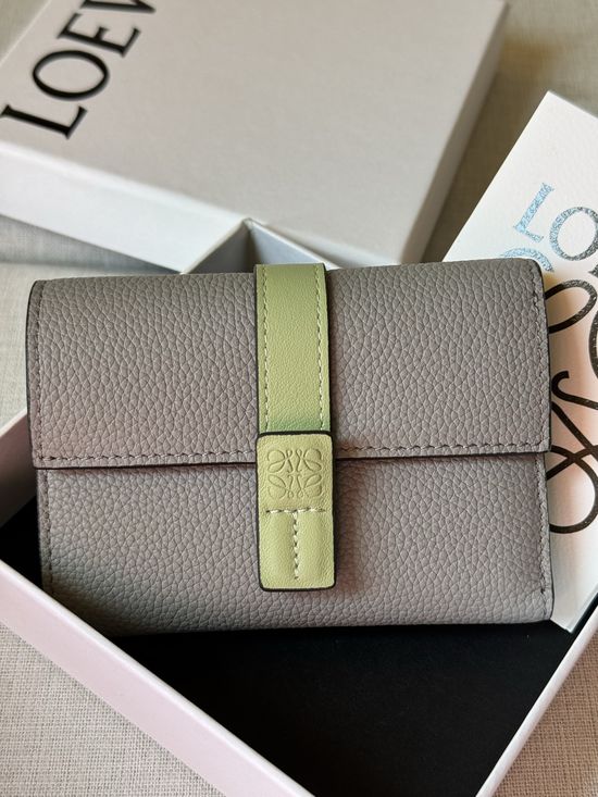 Loewe Vertical Compact Wallet Grained Calfskin X3