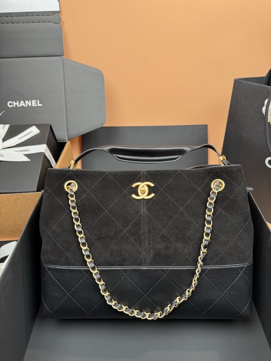 Chanel 25A Hobo Quilted Lambskin Shopping Bag 1144