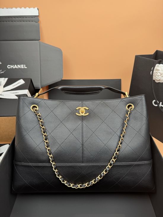 Chanel Hobo Shopping Bag Quilted Black Calfskin 5657