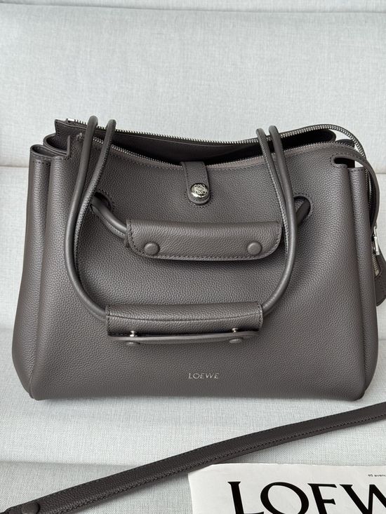 Loewe Madrid Soft Calfskin Handbag 0255