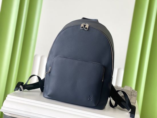 Louis Vuitton DISCOVERY Leather Backpack M26022