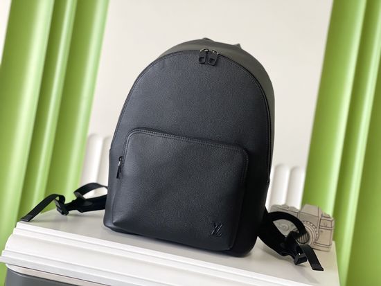 Louis Vuitton DISCOVERY Leather Backpack M15259
