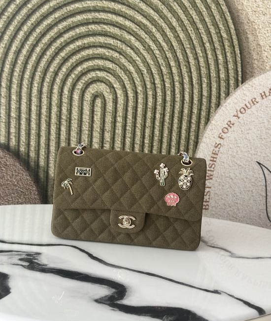 Chanel Classic Flap Denim Badge 8476