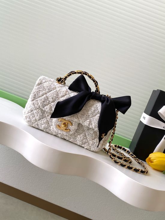 Chanel 25K Velvet Bow CF Handle Bag AS5701