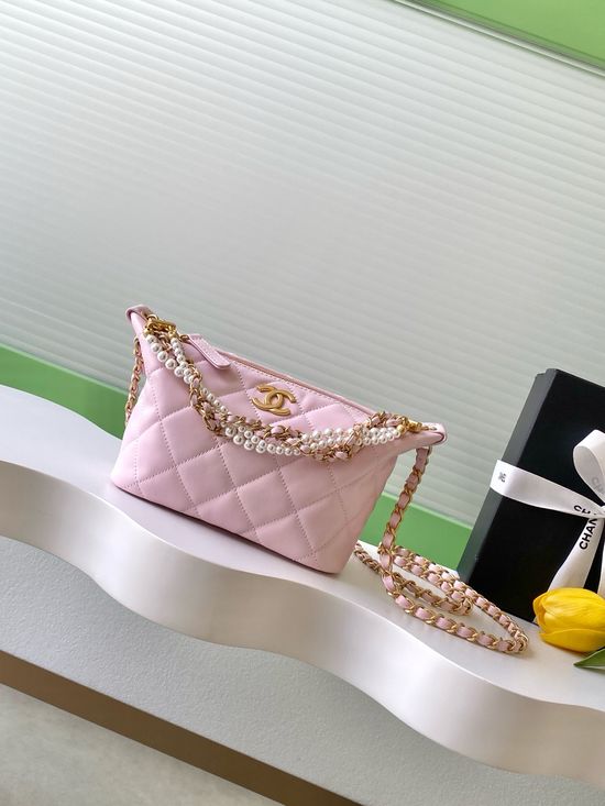 Chanel 26C Pearl Chain Lunch Box Bag AS5898