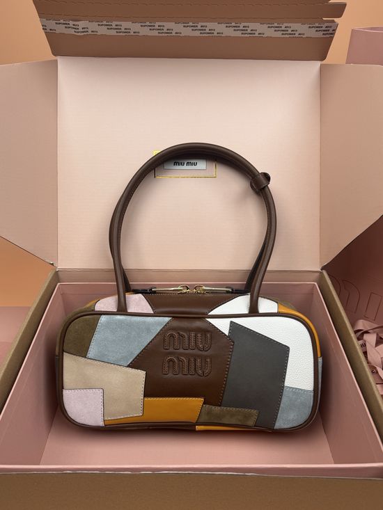 Miu Miu Beau Leather Handbag 5BB147