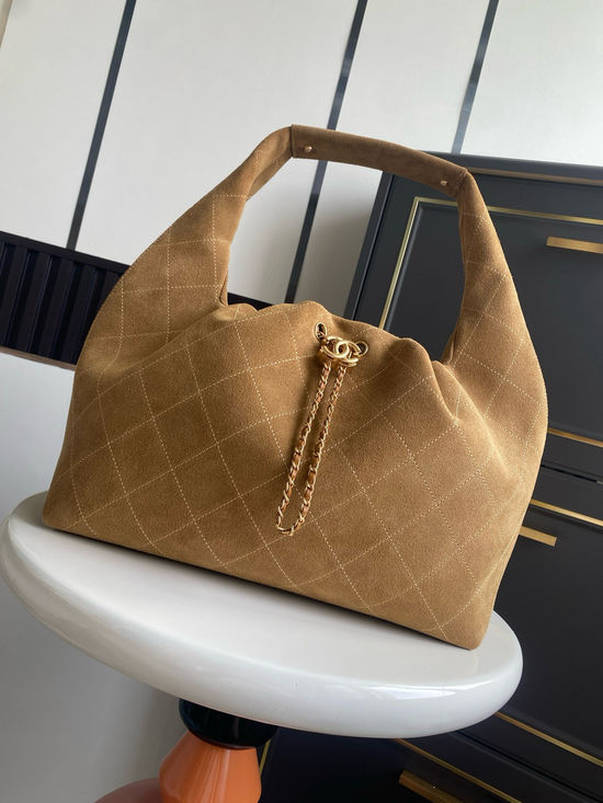 Chanel Hobo Bag Leather Shoulder Bag AS5967