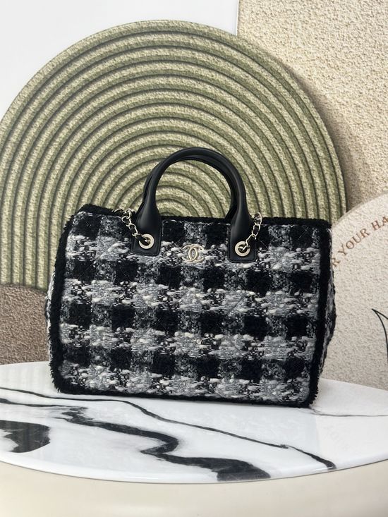 Chanel Coco Neige Plaid Beach Tote 25N