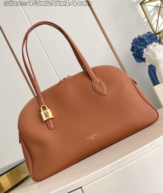 Louis Vuitton LV Low Key Duffle Tote M26257