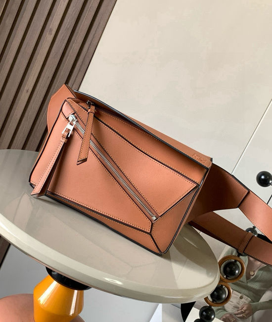 Loewe Puzzle Brown Classic Leather Waist Bag 8014