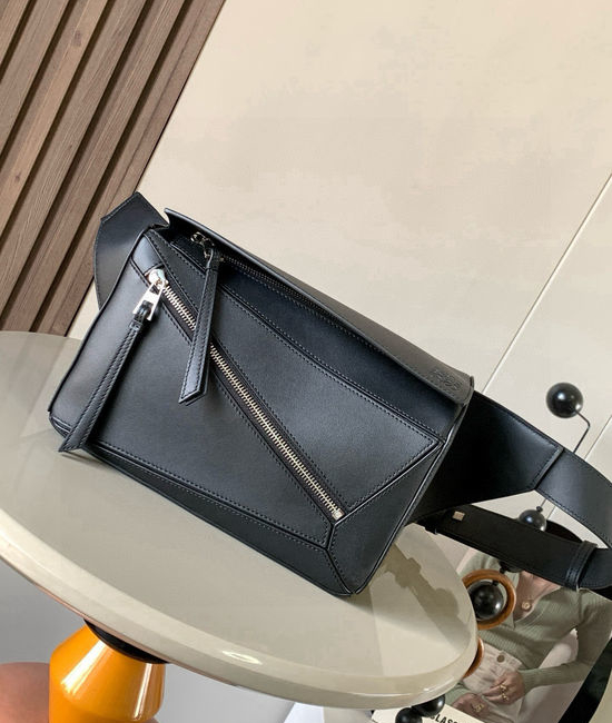 Loewe Puzzle Black Classic Leather Waist Bag 8014