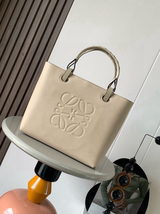 Loewe Anagram Tote Medium Leather Handbag 9300
