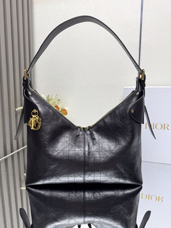 Christian Dior Voyage Black Pleated Leather Handbag 16963