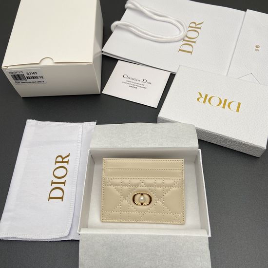 Christian Dior Jolie Freesia Card Holder S3103