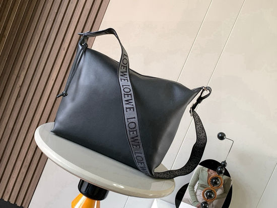 Loewe Cubi Large Capacity Crossbody Bag 9010