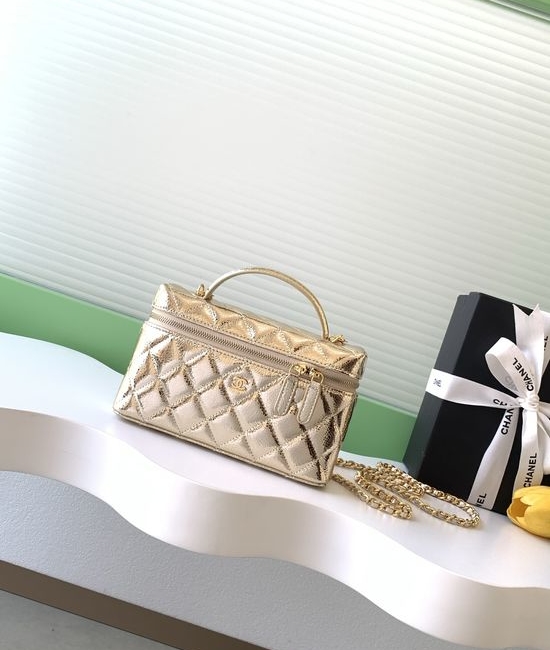 Chanel Quilted Handle Bag AP5149