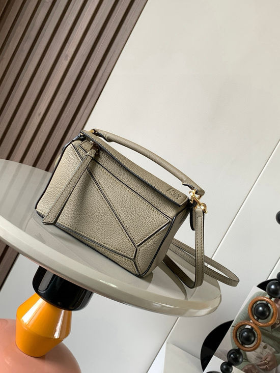 Loewe Puzzle Mini Handbag 9016
