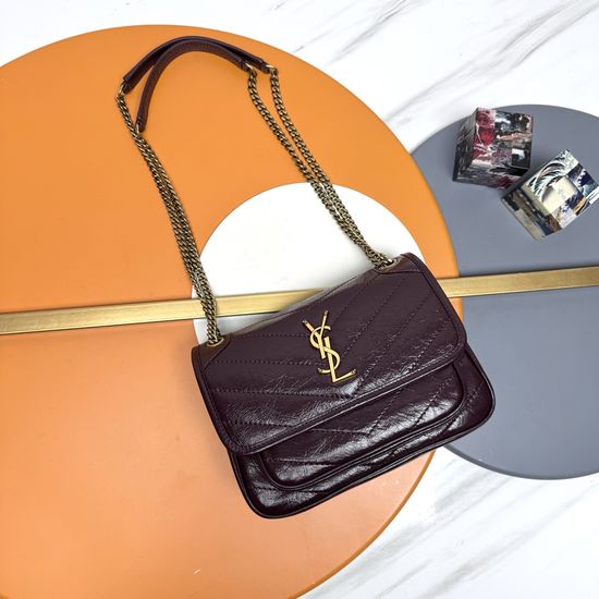 Yves Saint Laurent Niki Wrinkled Leather Bag 533037