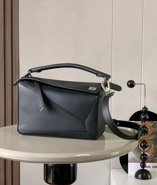 Loewe Puzzle Handbag Black Embossed 9005