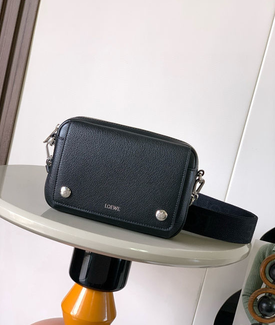 Loewe Pebble Messenger Bag Small Grained 9149