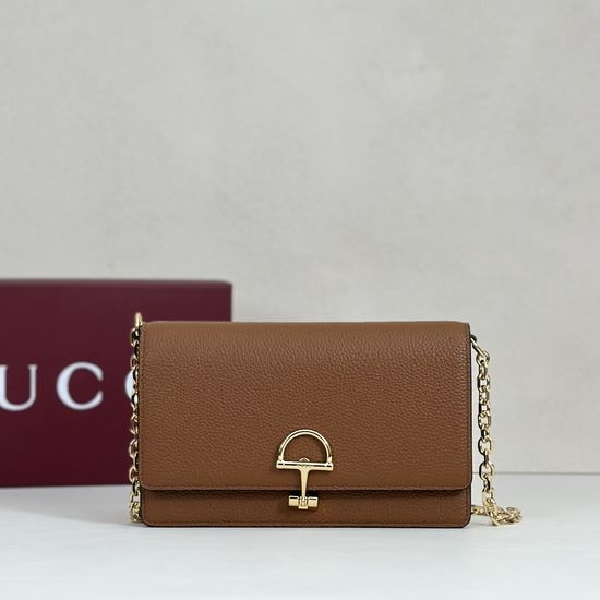 Gucci Brown Litchi Grain Clutch 855654