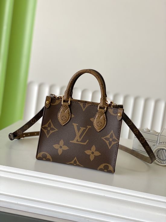 Louis Vuitton ONTHEGO BB Monogram Bag M46839