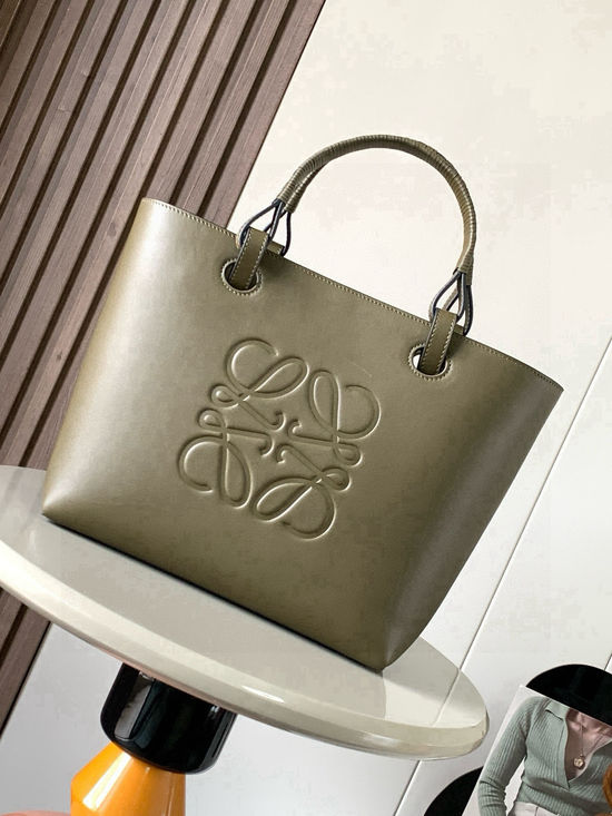 Loewe Anagram Tote Cowhide Handbag 1812