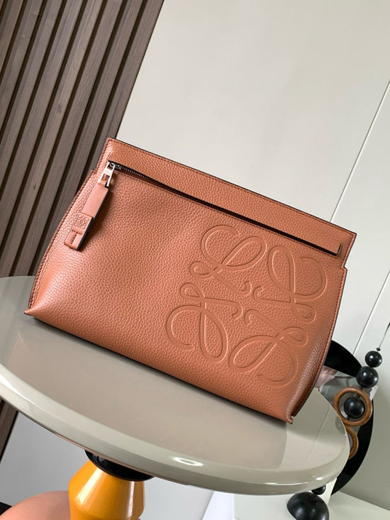 Loewe TT Pouch Grained Leather Clutch 9116