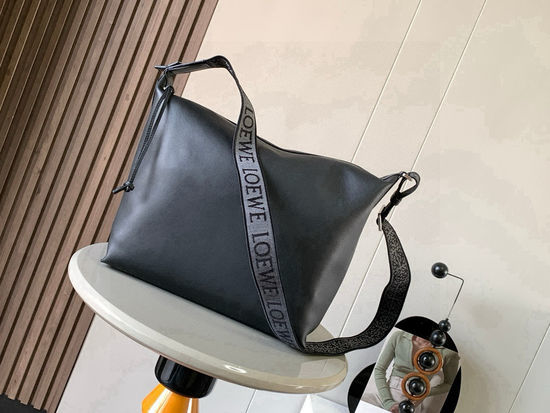 Loewe Cubi Leather Crossbody Bag 9010