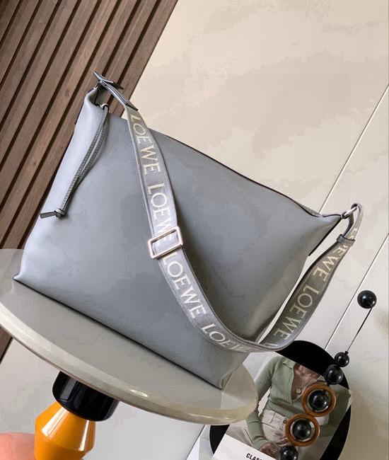 Loewe Cubi Adjustable Shoulder Bag 9010