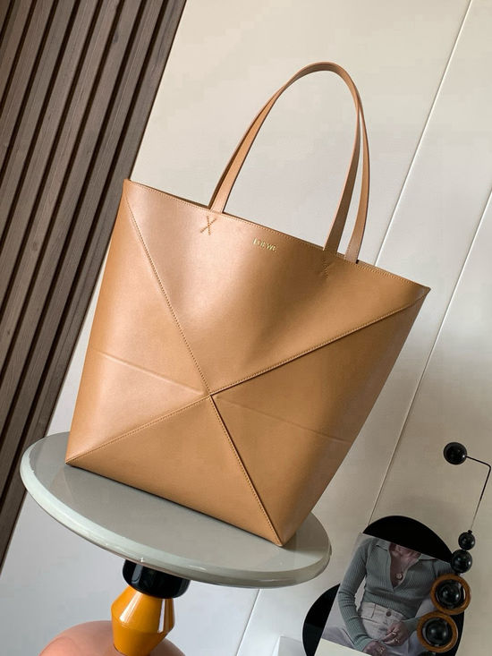 Loewe Puzzle Fold Glossy Leather Tote Bag 9033