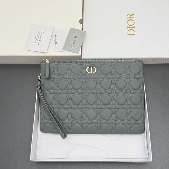 Christian Dior Caro Freesia Clutch Quilted S3399