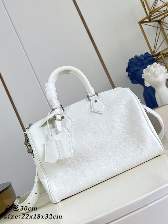 Louis Vuitton Speedy Bandoulière 30 Handbag M13904