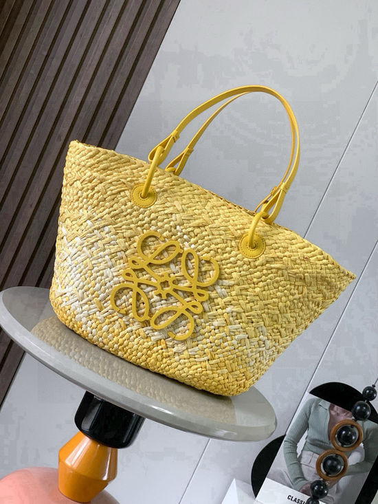 Loewe Anagram Basket Woven Palm Leather Bag 8008