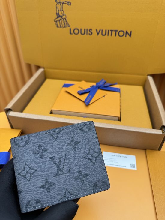 Louis Vuitton Slender Monogram Wallet M80906