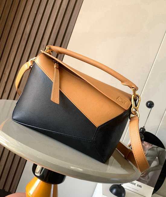 Loewe Puzzle Black Yellow Stitching Handbag 9311-8010