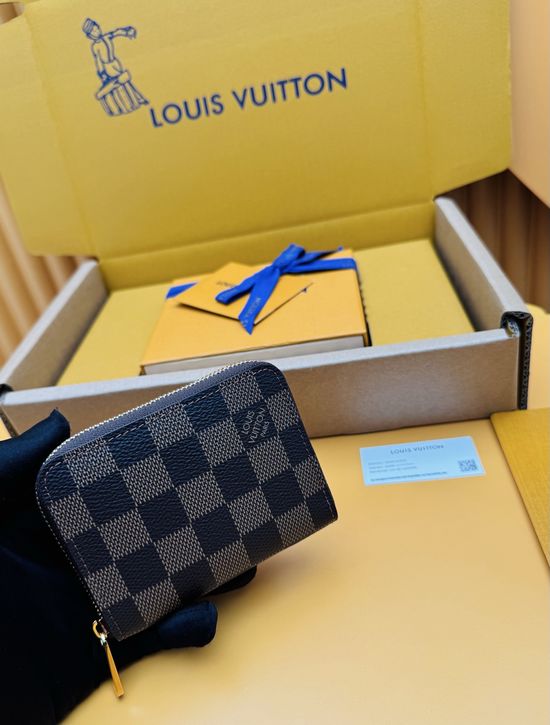 Louis Vuitton Compact Zip Closure Coin Purse N63070