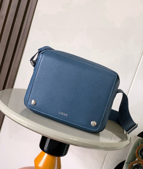 Loewe Pebble Extra Small Grain Leather Messenger Bag 9094