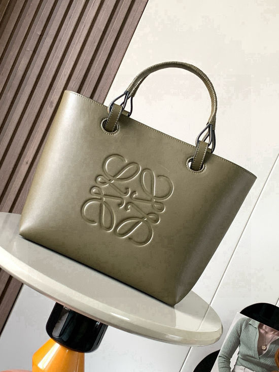 Loewe Anagram Tote Cowhide Handbag 1810