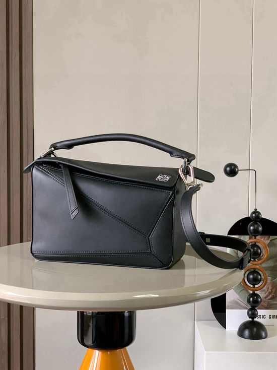 Loewe Puzzle Calfskin Handbag 5403