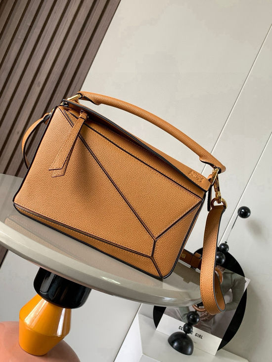 Loewe Puzzle Calfskin Handbag 9005 Gold