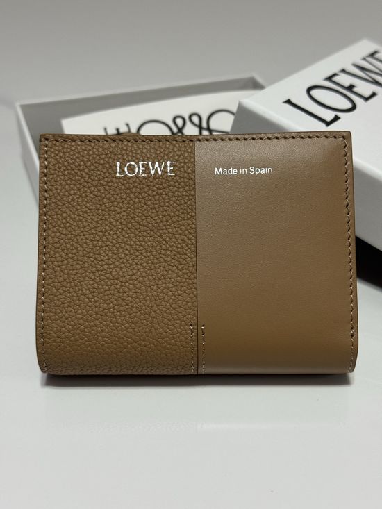 Loewe Duet Compact Leather Wallet X1A