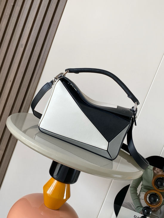 Loewe Puzzle Napa Leather Handbag 9106