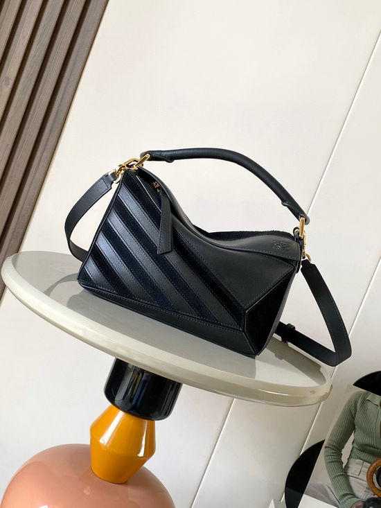 Loewe Puzzle Small Leather Bag 9107
