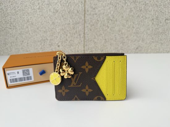 Louis Vuitton Zippy Wallet M27771