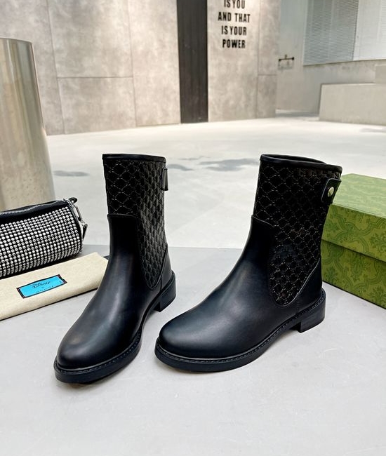 Gucci Embossed Leather Ankle Boots Classic Comfortable Stylish Footwear