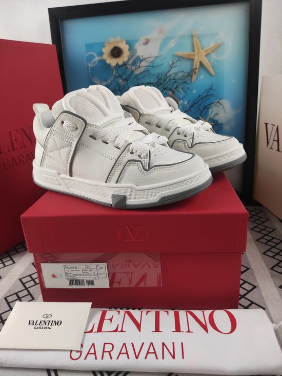 Valentino Quilted Studded Low Top Casual Leather Sneakers